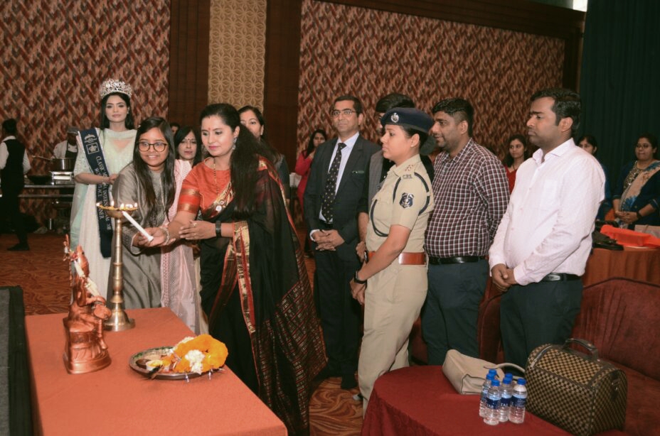 द इंस्टीट्यूट ऑफ चार्टर्ड अकाउंटेंट ऑफ इण्डिया,रायपुर ब्रांच में दिनांक १६/०३/२०२४ को एक भव्य महिला सेमिनार का आयोजन