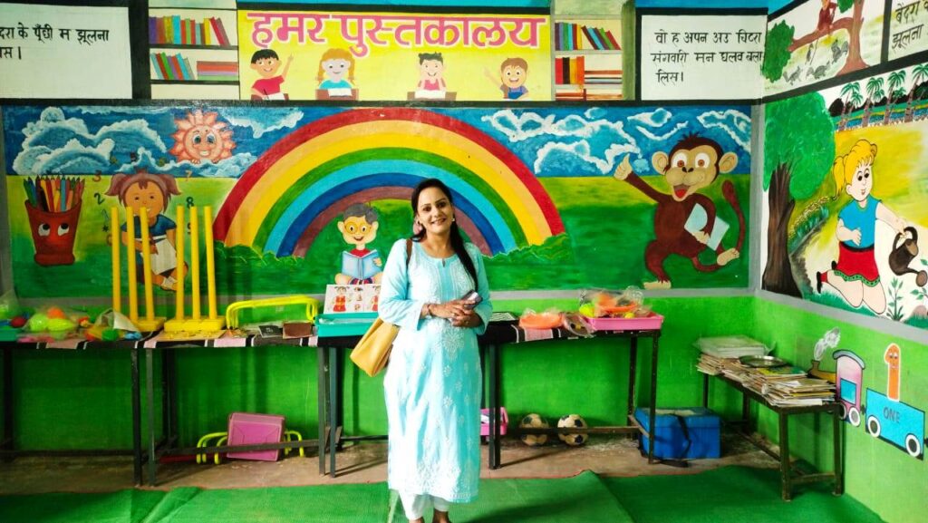 भाषा शिक्षण कार्यक्रम ‘मोर आखर‘ पर कार्यशाला : 299 स्कूलों में पुस्तकालय स्थापित