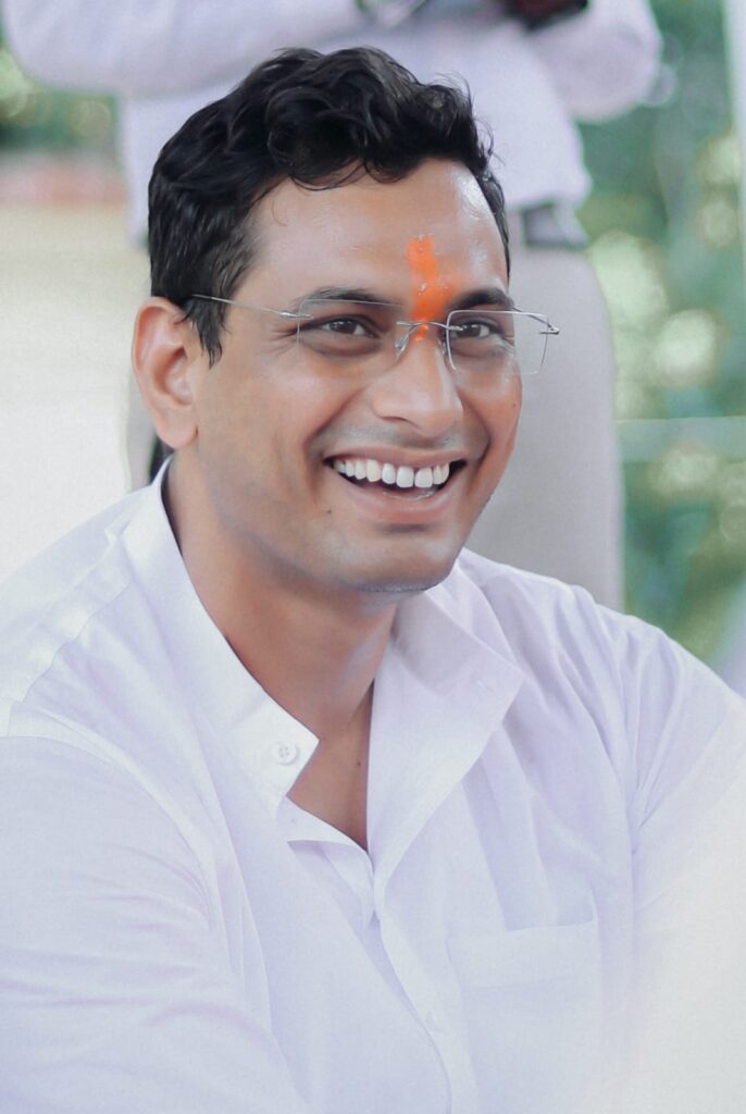 खुर्सीपार क्षेत्र में बिछेगा सड़को का जाल,5 करोड़ की लागत से  हो रहा विभिन्न सड़को का निर्माण