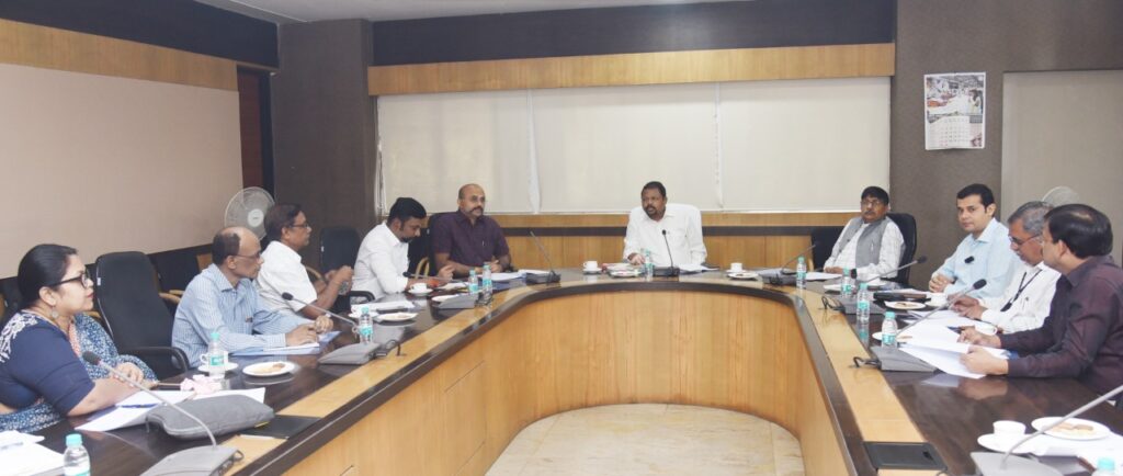 एन.आर.आई. सेल की पहली बैठक सम्पन्न