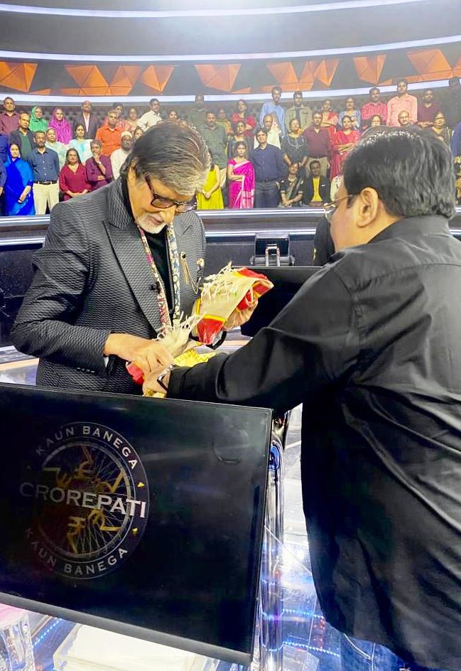 मुख्यमंत्री भूपेश बघेल की तरफ से सुप्रसिद्ध अभिनेता श्री अमिताभ बच्चन को रायपुर आने का न्यौता