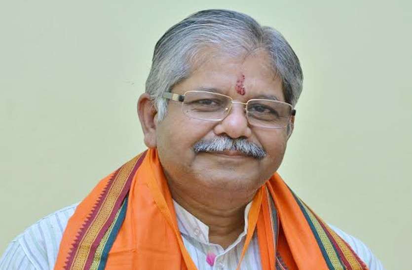 छत्तीसगढ़ विधानसभा उपाध्यक्ष एवं भानुप्रतापपुर-विधायक  मनोज सिंह मंडावी जी के निधन पर पूर्व विधानसभा अध्यक्ष धरमलाल कौशिक ने जताया शोक।