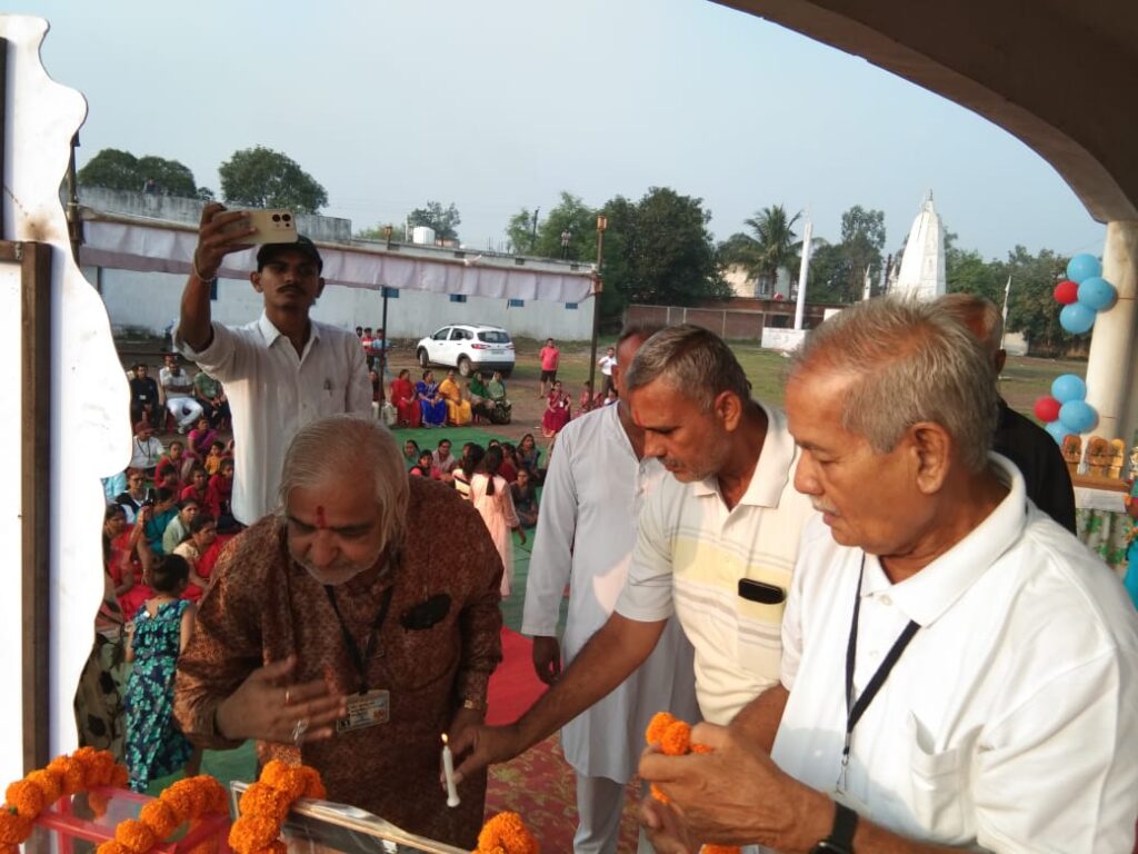 रायपुर : गोगांव में हास्य योग केंद्र का शुभारंभ