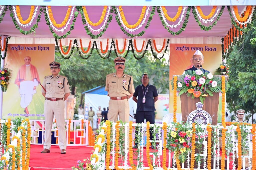 अदम्य साहस, वीरता एवं निष्ठा के साथ अपने दायित्वों का निर्वहन कर रहे है सुरक्षा बलों के जवानः गृहमंत्री