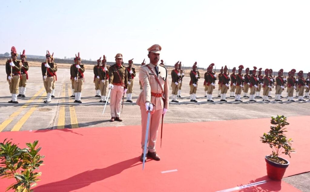 छत्तीसगढ़ के मनोनीत राज्यपाल श्री विश्व भूषण हरिचंदन राजधानी रायपुर पहुंचे