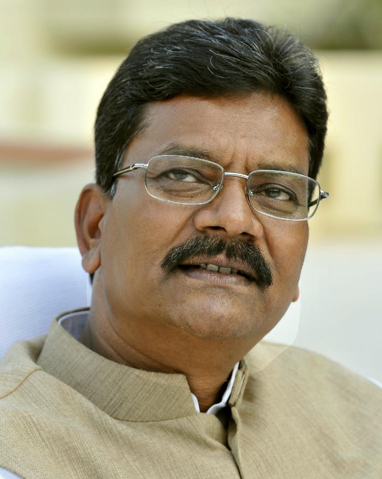 विस् अध्यक्ष डॉ. महंत ने वीरांगना अवंतीबाई के बलिदान दिवस पर दी श्रद्धांजलि।