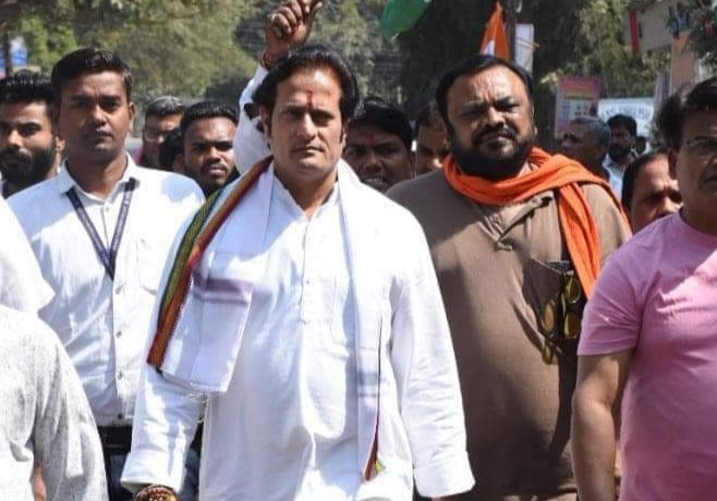 विधायक विकास उपाध्याय कल से पश्चिम विधानसभा के समस्त वार्डो में चैत्र नवरात्रि पर मंदिरो एवं घरो में स्थापित ज्योत जवारो का दर्शन करेगें