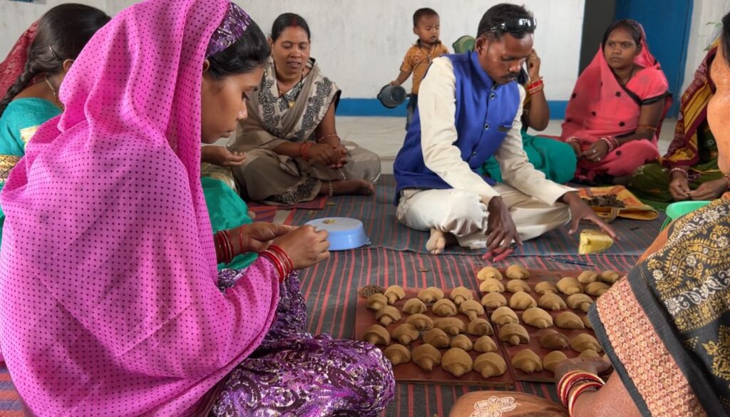 मुख्यमंत्री  बघेल के नेतृत्व में महात्मा गांधी के ग्राम स्वराज का सपना साकार करने में जुटी है छत्तीसगढ़ सरकार