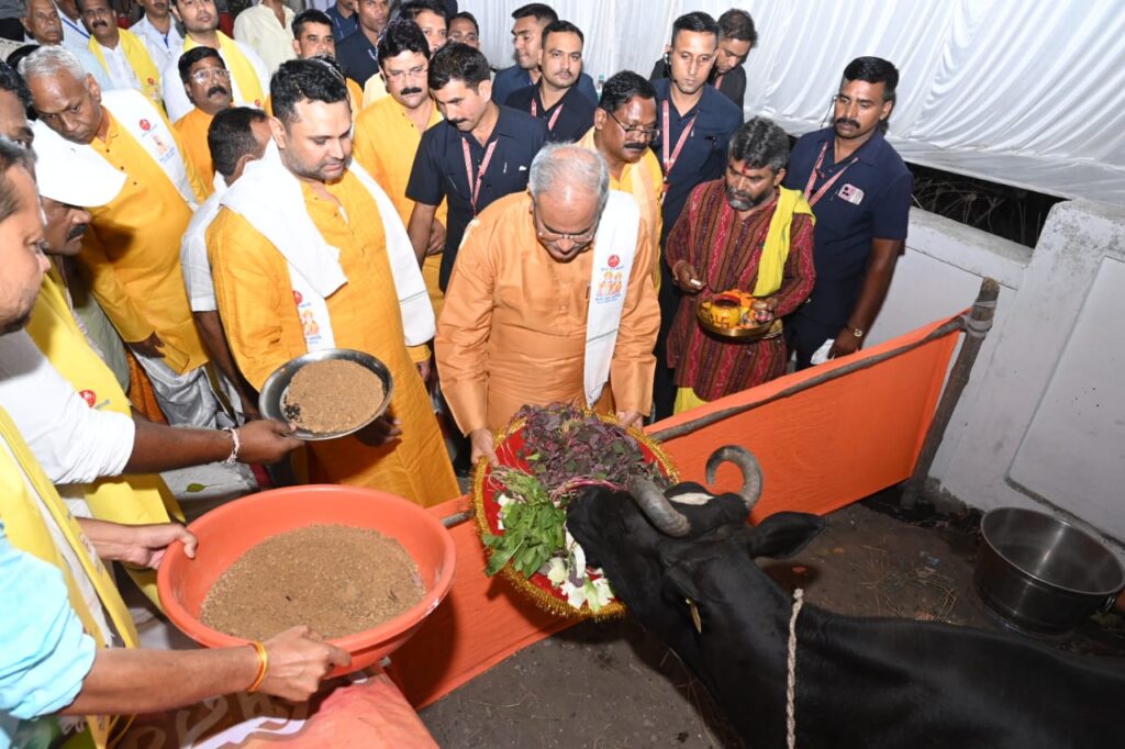 मुख्यमंत्री भूपेश बघेल केलो महाआरती में हुए शामिल