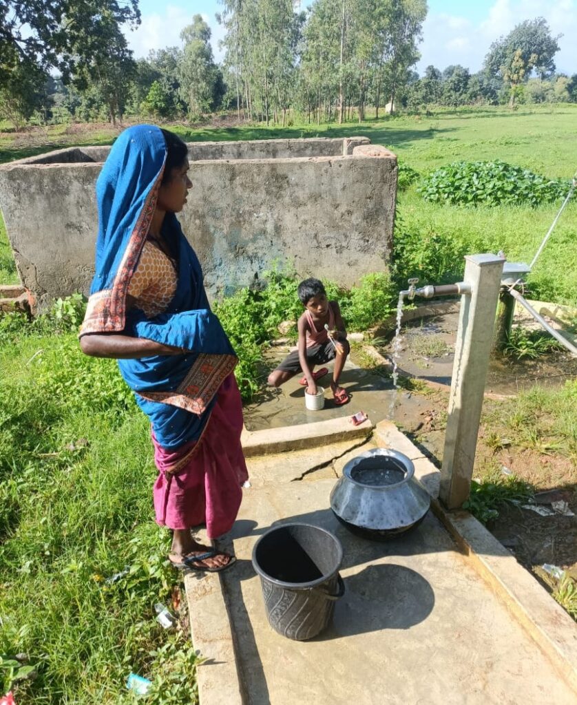 जल जीवन मिशन ग्रामीणों क्षेत्रों जल जीवन मिशन के तहत लगाया गया नल