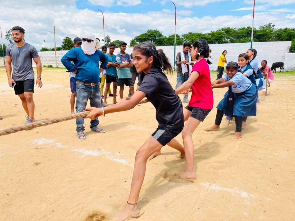 पारम्परिक खेलों के प्रति लोगों में बढ़ा रुझान, बच्चे, युवा, बुजुर्ग और महिलाएं बढ़ चढ़कर हिस्सा