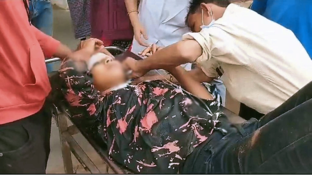 कॉलेज से घर जा रही छात्रा पर युवक ने चापड़ से किया जानलेवा हमला, युवती गंभीर