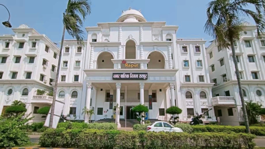 BJP पार्षद दल की बैठक: प्रदेश में सरकार बदलने के बाद अब नगर निगम में सत्ता बदलने की तैयारी, महापौर को हटाने के लिए लाया जाएगा अविश्वास प्रस्ताव