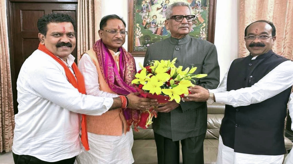 मुख्यमंत्री साय, डिप्टी सीएम अरुण साव और विजय शर्मा ने प्रदेश प्रभारी ओम माथुर से की मुलाकात, मंत्रिमंडल के लिए तय हो सकते हैं नाम