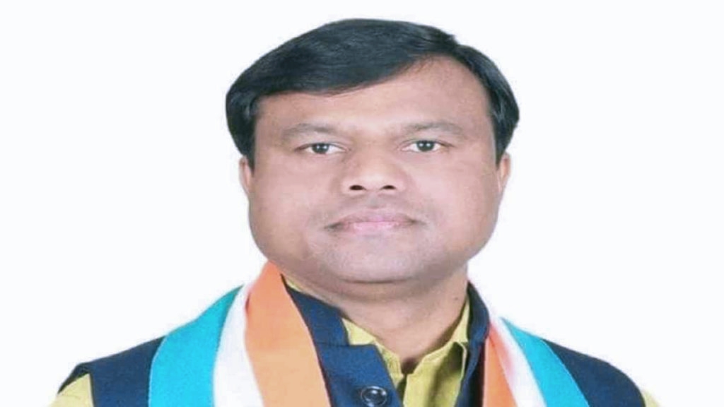 यूपी में 15 युवाओं को बंधक बनाए जाने पर पीसीसी चीफ बैज ने सीएम को लिखा पत्र