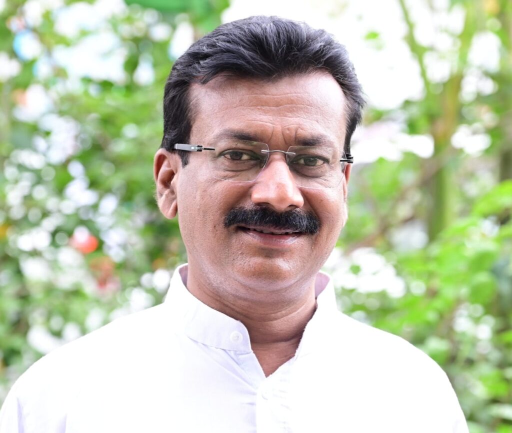 भाजपा सरकार एक साल में युवाओं को सरकारी नौकरी नही दे पायी, व्यापम रहा खाली 2 करोड़ रोजगार की तरह ही, 1 लाख सरकारी नौकरी का वादा था भी जुमला निकला