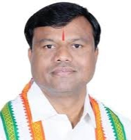 सरकार हार के डर से स्थानीय निकायों का चुनाव टालना चाहती है