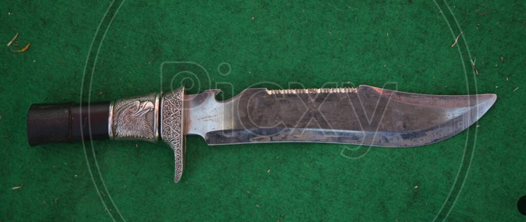 रायपुर रिंग रोड 1 तेलीबांधा थाने के पास ऑटो स्टैंड में हुई चाकूबाजी