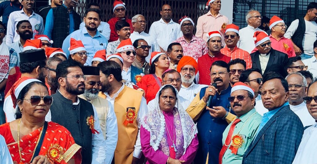 ईसाई समुदाय ने बड़ी धुम धाम से प्रभु येशु मसीह के जन्म उत्सव की क्रिसमस रैली निकाली