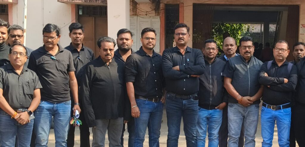 प्रदेश भर के पटवारियों द्वारा ऑनलाइन कार्यों का बहिष्कार जारी,