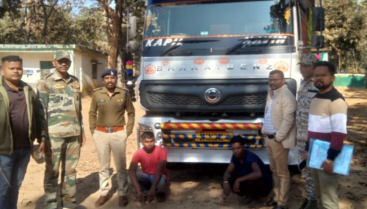 पुलिस अधीक्षक के निर्देशन मे धान के अवैध परिवहन पर की गई कार्यवाही