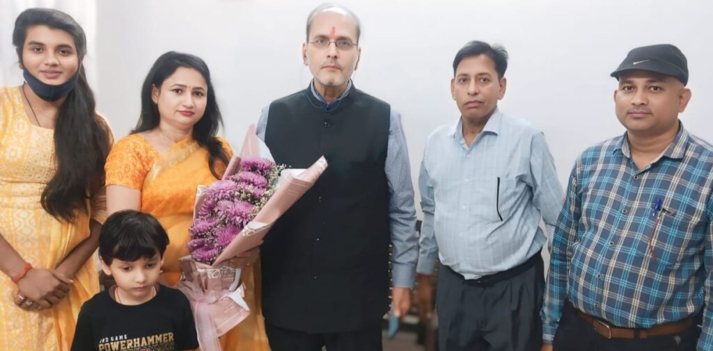 बसंत पंचमी के शुभ अवसर पर MMI daignostic hospital vidhya plaja आमापारा में फिजियोथैरेपिस्ट सेन्टर का शुभारंभ हुआ