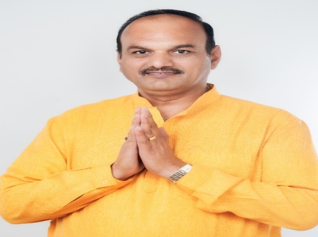 चुनाव से पहले एकात्म परिसर में महापौर पार्षदों की हुई बैठक