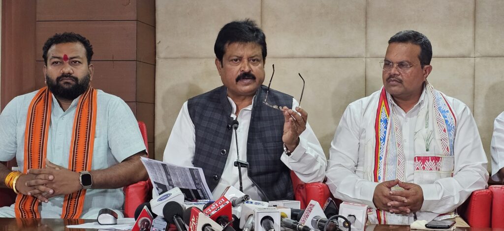 कांग्रेस का प्रदर्शन यह अपराधों के खिलाफ अपराधियों के संगठित गिरोह का आंदोलन था श्रीवास्तव