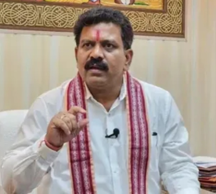 शांति वार्ता की अपील पर गृहमंत्री विजय शर्मा का तीखा जवाब