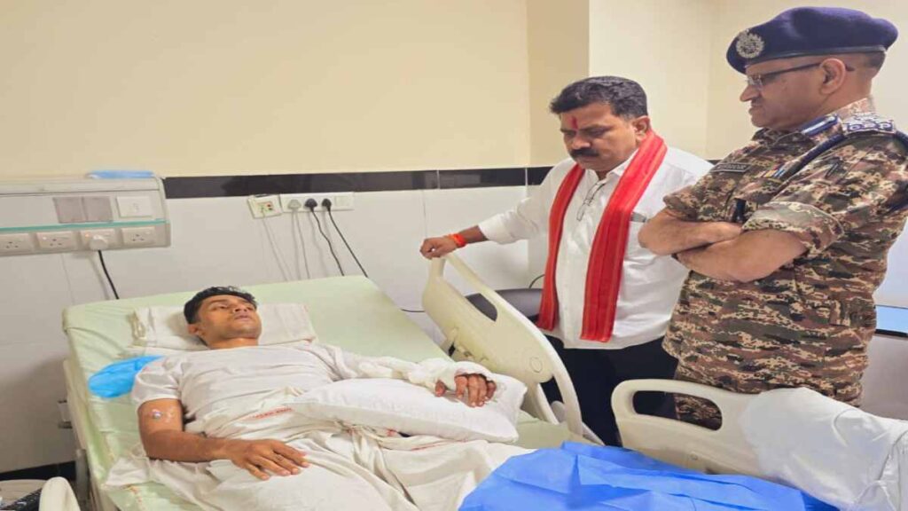 जवानों से की मुलाकात, बढ़ाया हौसला