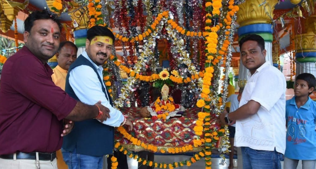 भगवान श्री कृष्ण जी मानव जीवन के सच्चे मार्गदर्शक -अनुज