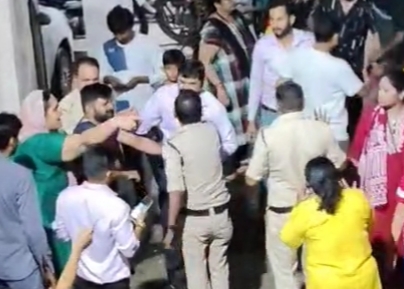 खम्हारडीह हाउसिंग बोर्ड कॉलोनी में बलवा.दो पक्षों में हुआ