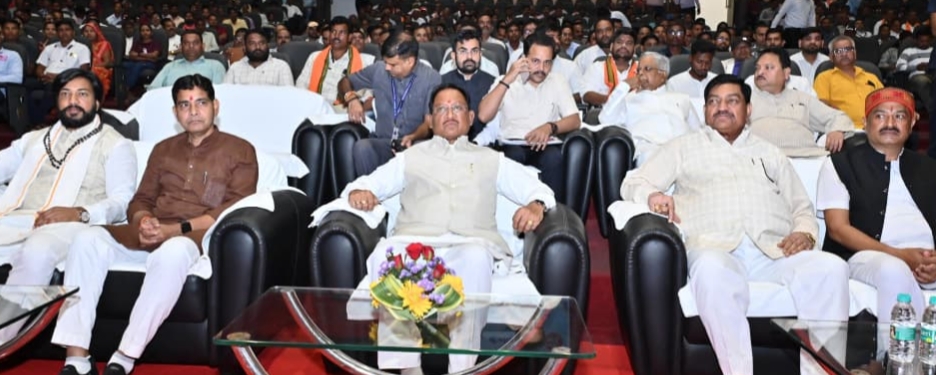 मन की बात’ की 125वीं कड़ी का मुख्यमंत्री विष्णु देव साय सहित मंत्रियों और नागरिकों ने किया श्रवण