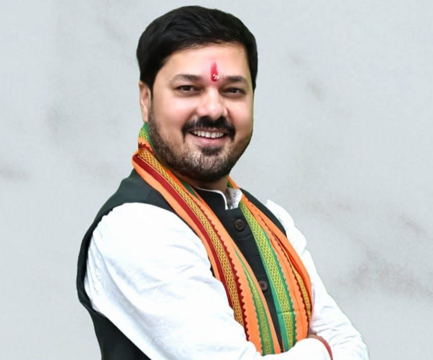 दिव्यांगों के कल्याण के लिए हमारी सरकार तत्पर है, इनकी सेवा हमारा सौभाग्य हैं-अनुज