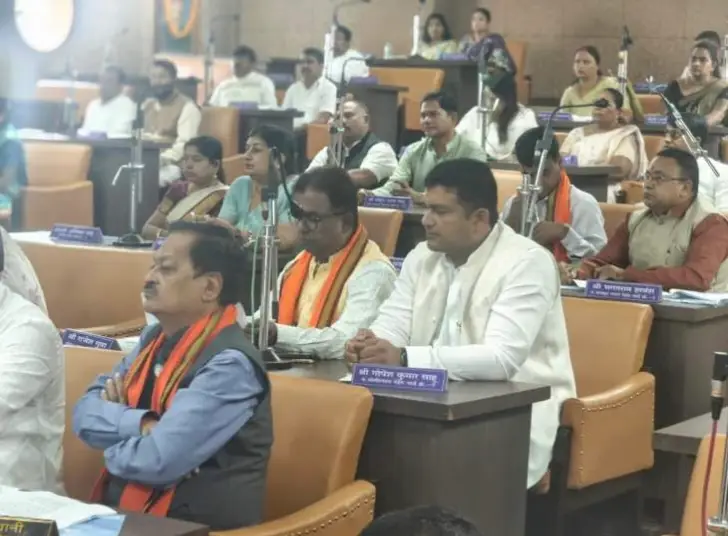 14 प्रस्तावों पर चर्चा, महादेव घाट कॉरिडोर से लेकर रोड चौड़ीकरण तक कई बड़े प्रोजेक्ट शामिल