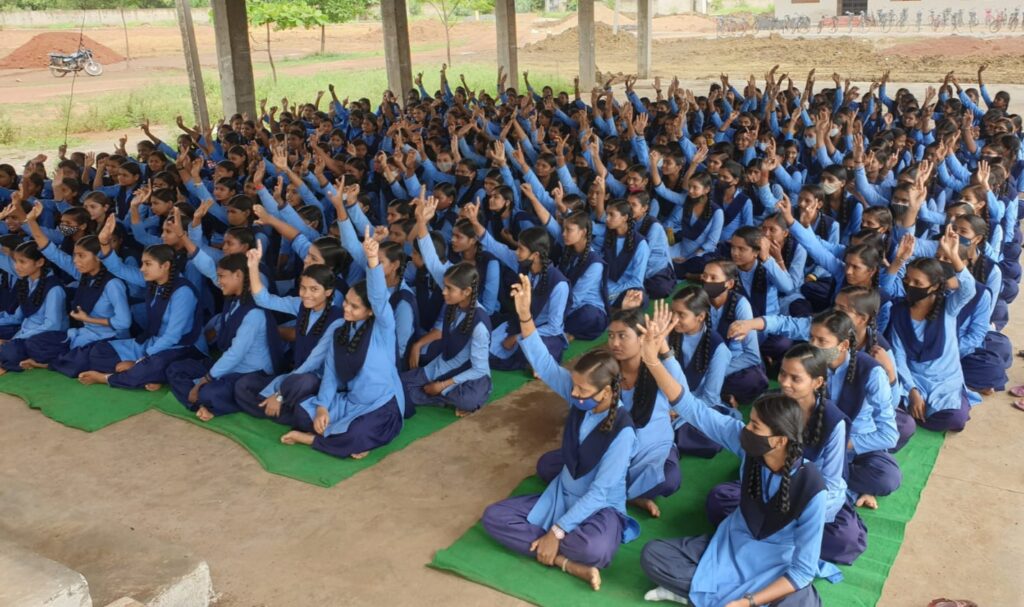 प्रदेश के सभी स्कूलों में अब मोबाइल ऐप से लगेगी हाज़िरी