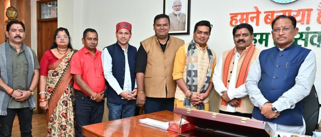 मुख्यमंत्री विष्णु देव साय से रायपुर प्रेस क्लब के नवनिर्वाचित पदाधिकारियों की सौजन्य मुलाकात