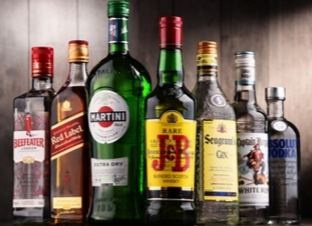 शराब अब प्लास्टिक की बोतल में, नई आबकारी नीति को कैबिनेट की मंजूरी