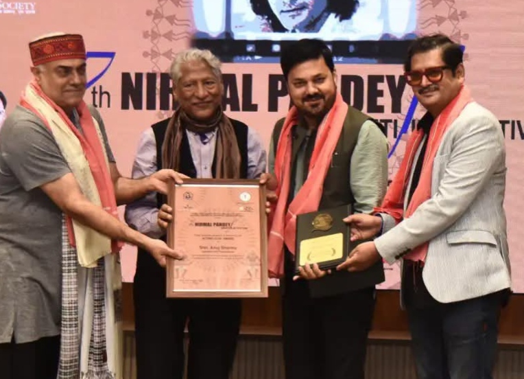 अनुज शर्मा को मिला ‘एक्टिंग आइकॉन अवॉर्ड’